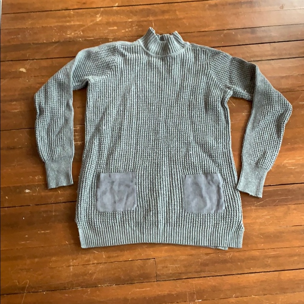 Banana Republic Gray sweater -M